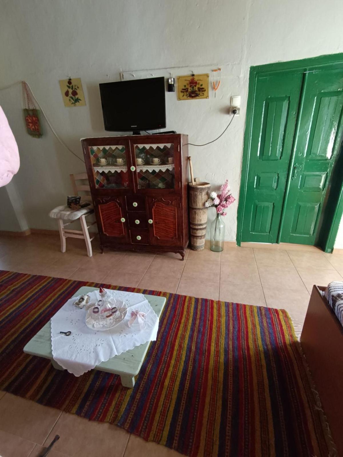Ktimata Evdoxia Villa Platanoussa ภายนอก รูปภาพ